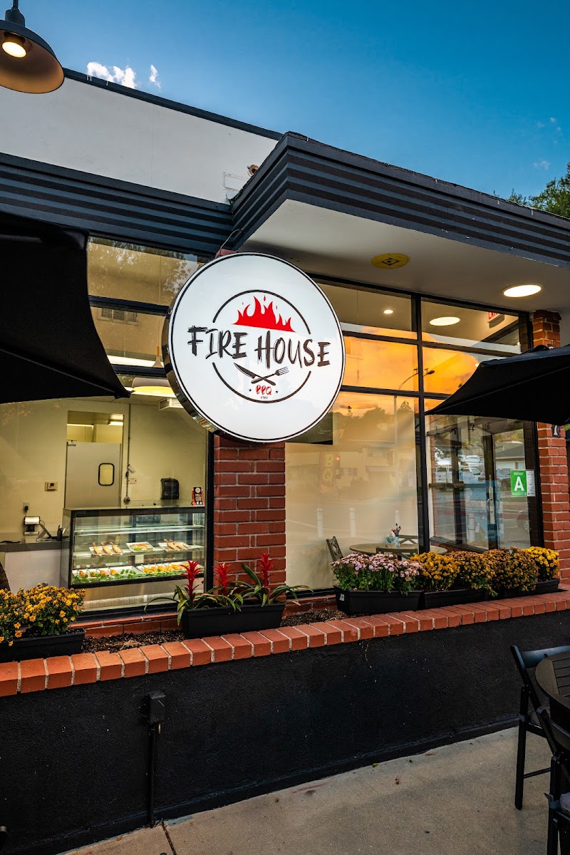 Fire House BBQ - photo 1