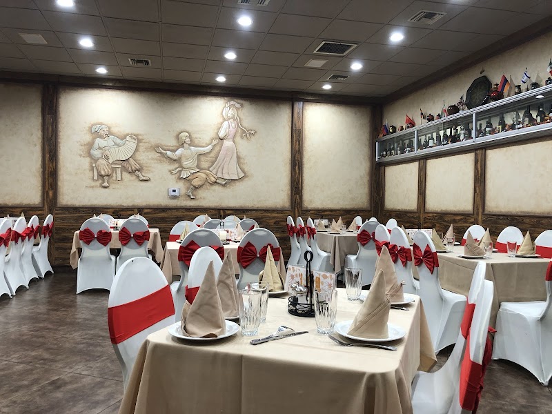 Robert's Russian Cuisine - photo 1