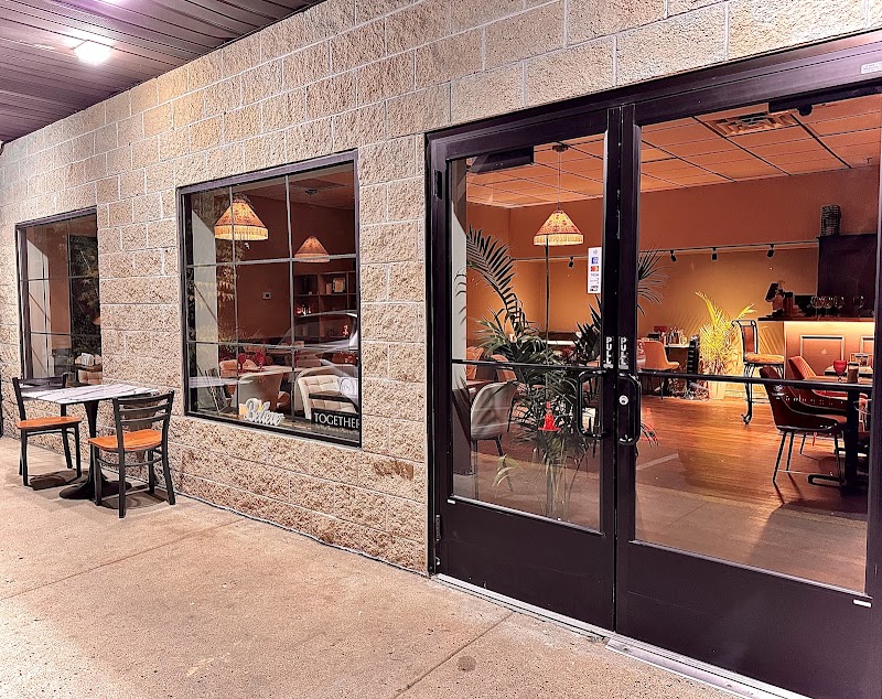 MEGOBARI CAFE - photo 1