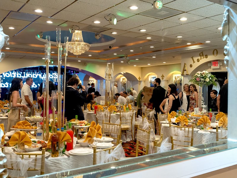 Astoria Restaurant and Catering - photo 4