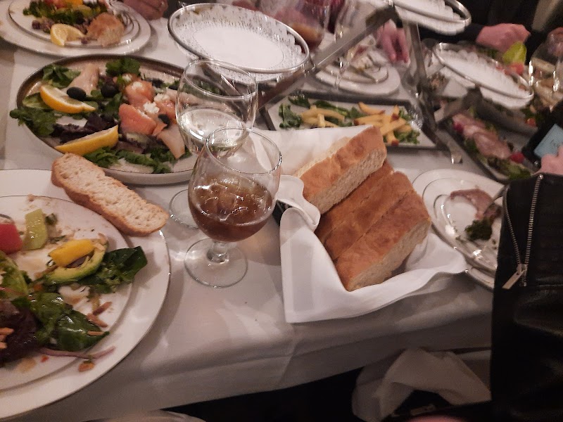 Mimino Restaurant - photo 3